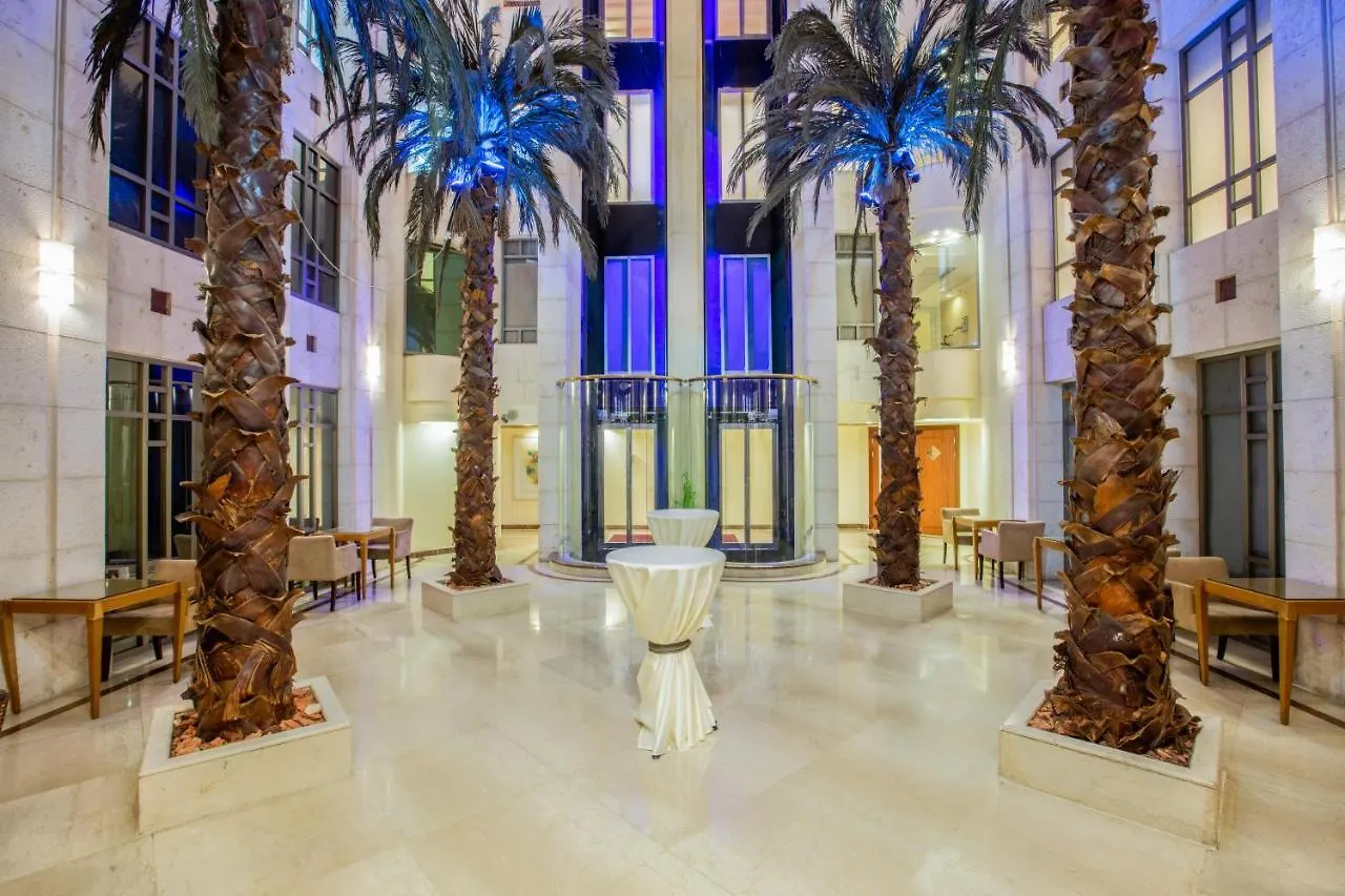 Crowne Plaza Haifa By Ihg 4*,